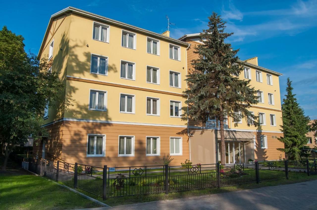 Sanatorium Uzdrowiskowe Lacznosc Hotel Цехоцинек Екстериор снимка